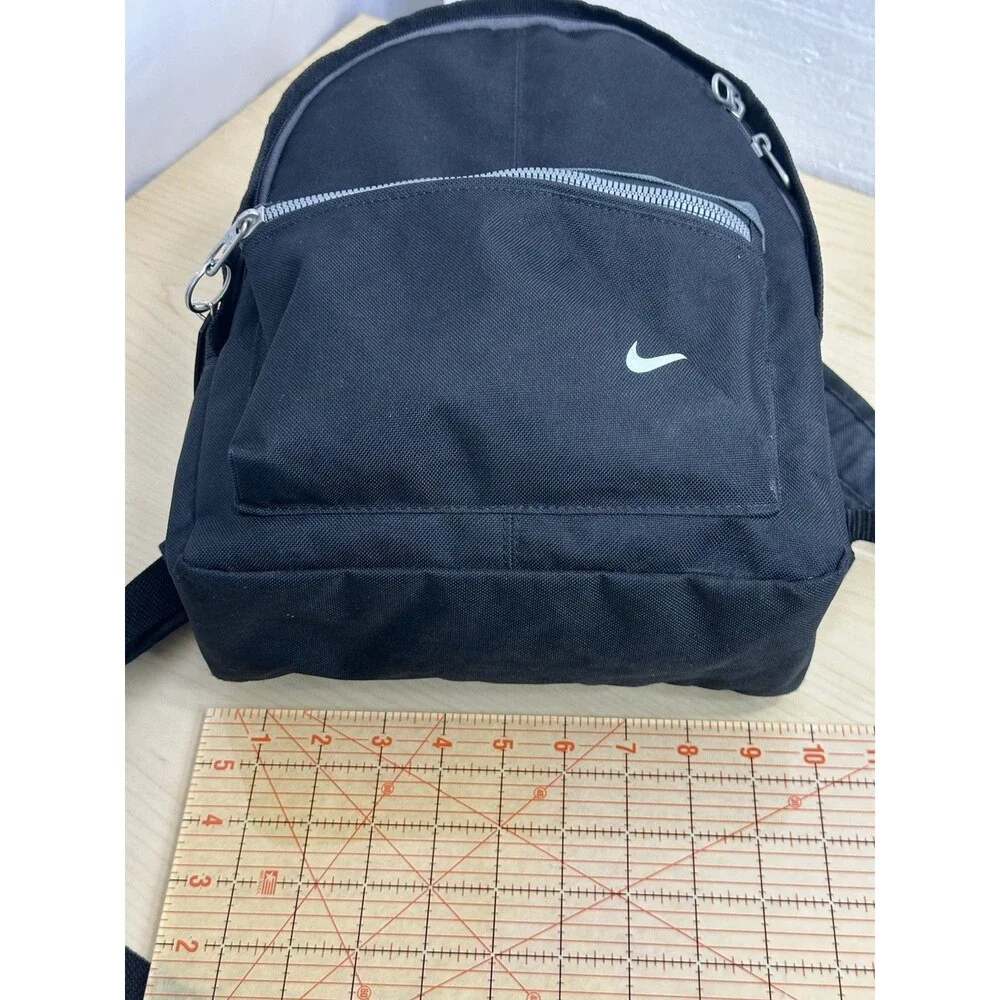 Nike pre owned